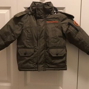 Warm puffer weatherproof jacket